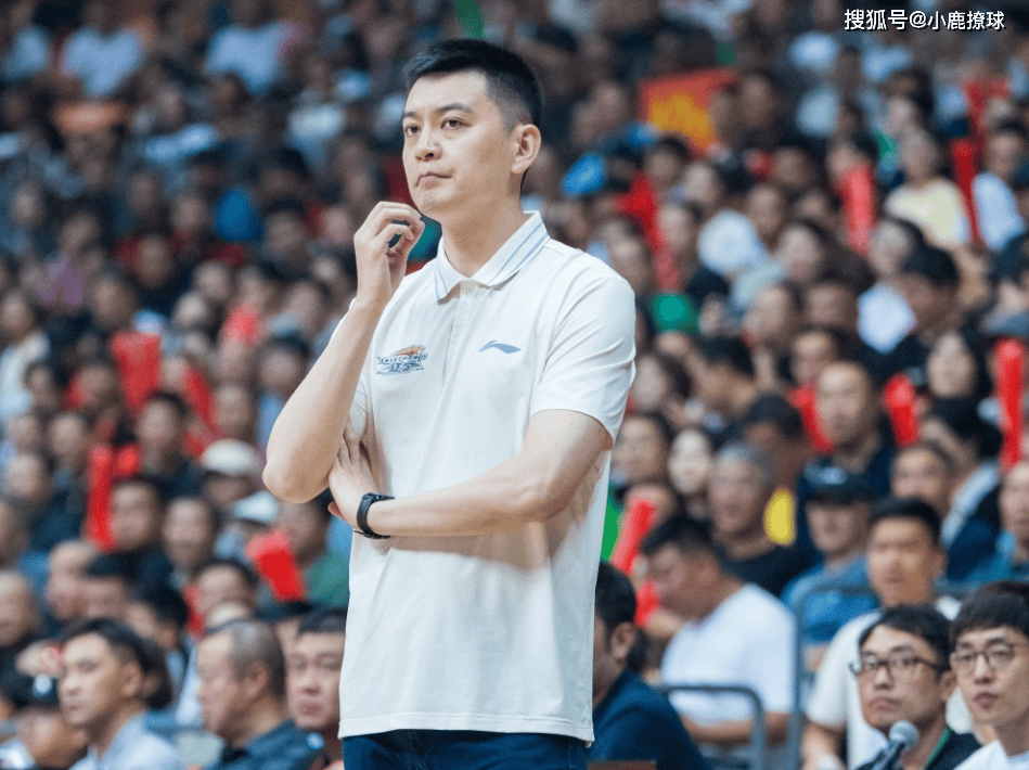 威尔斯和杰, align