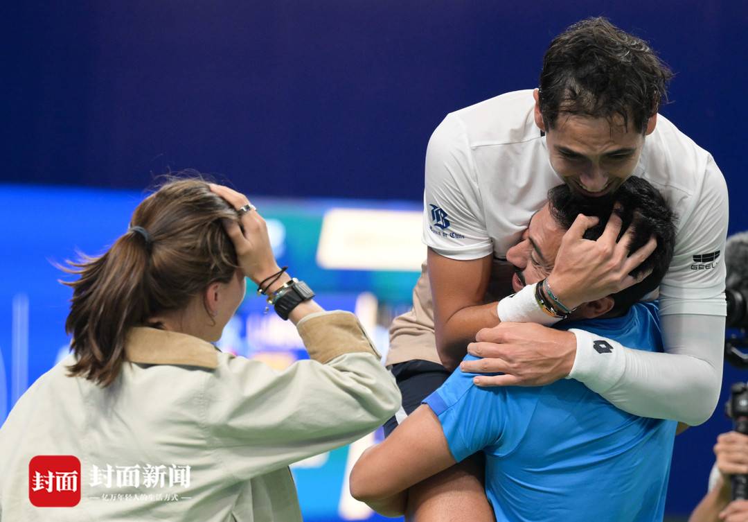 amp, 练拥抱, 两个赛点 amp, 练拥抱, 两个赛点