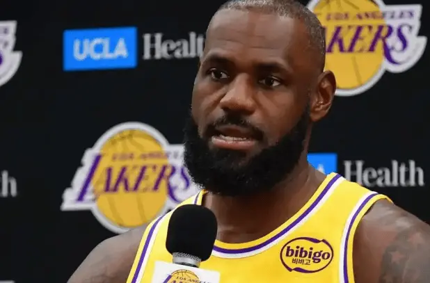 tenan, 后第一件事, 湖人管理层